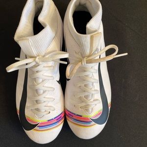 MerCurial Nike Cleats! Amazing shape